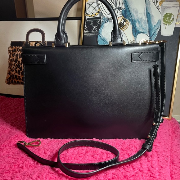 ❌SOLD❌💐💐MICHAEL KORS CROSSBODY 💐💐 - Picture 11 of 11